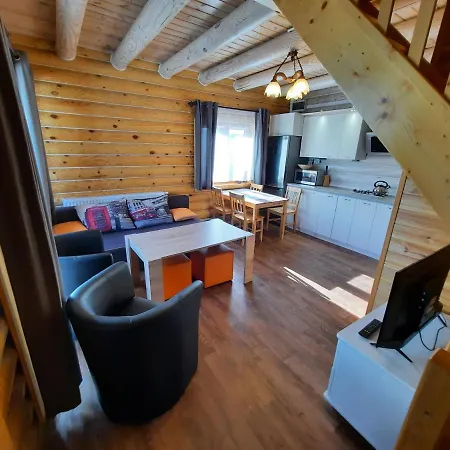 Holiday Homes 777 Karwia Exteriér fotografie