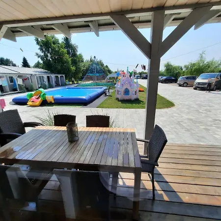 Holiday Homes 777 Karwia Exteriér fotografie