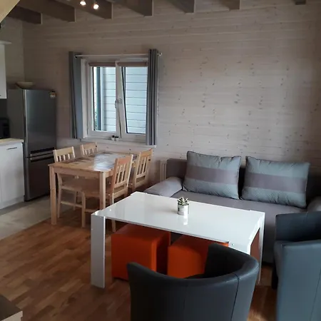 Holiday Homes 777 Karwia Pokoj fotografie
