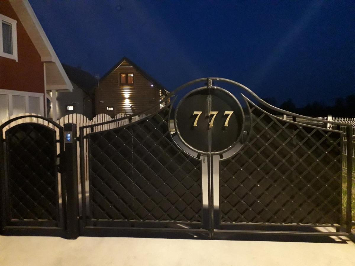 Homes 777 *