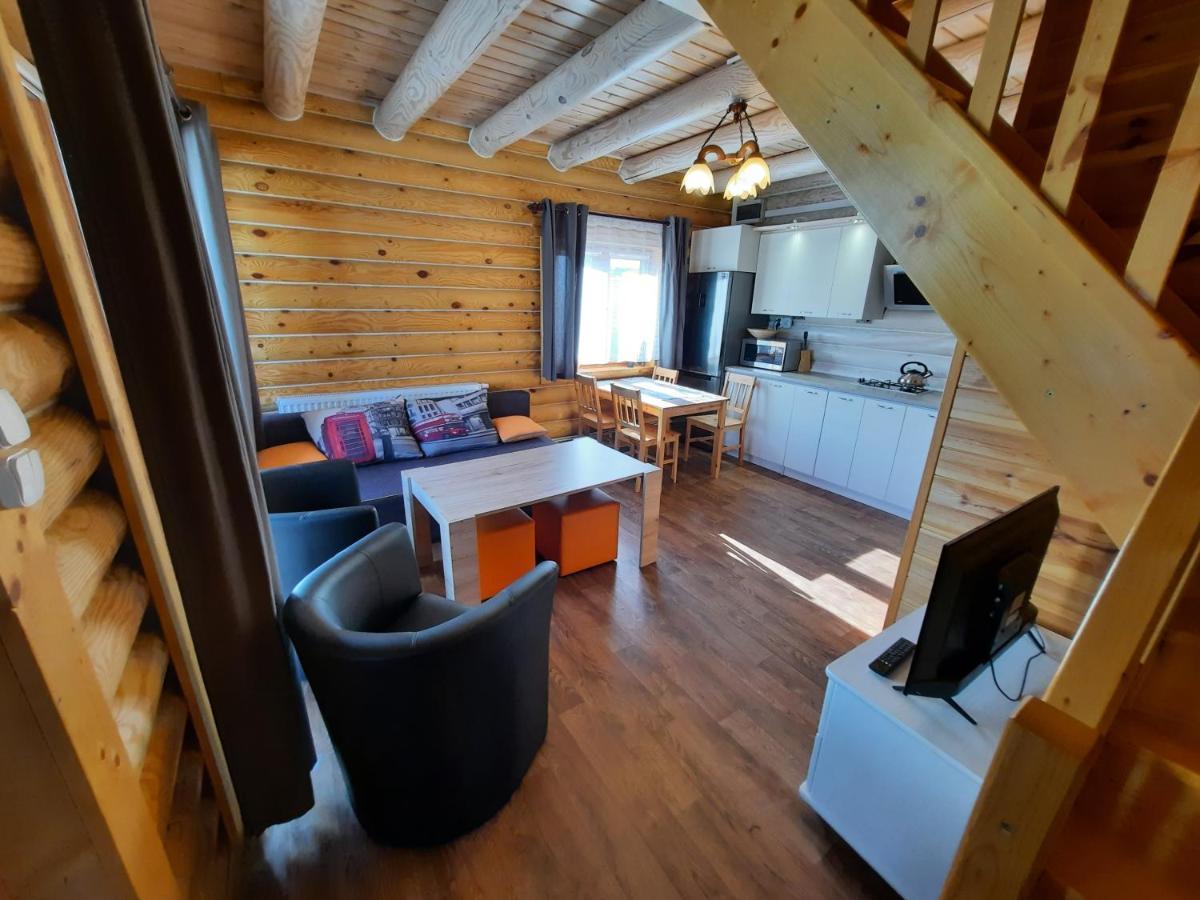 Homes 777 Karwia