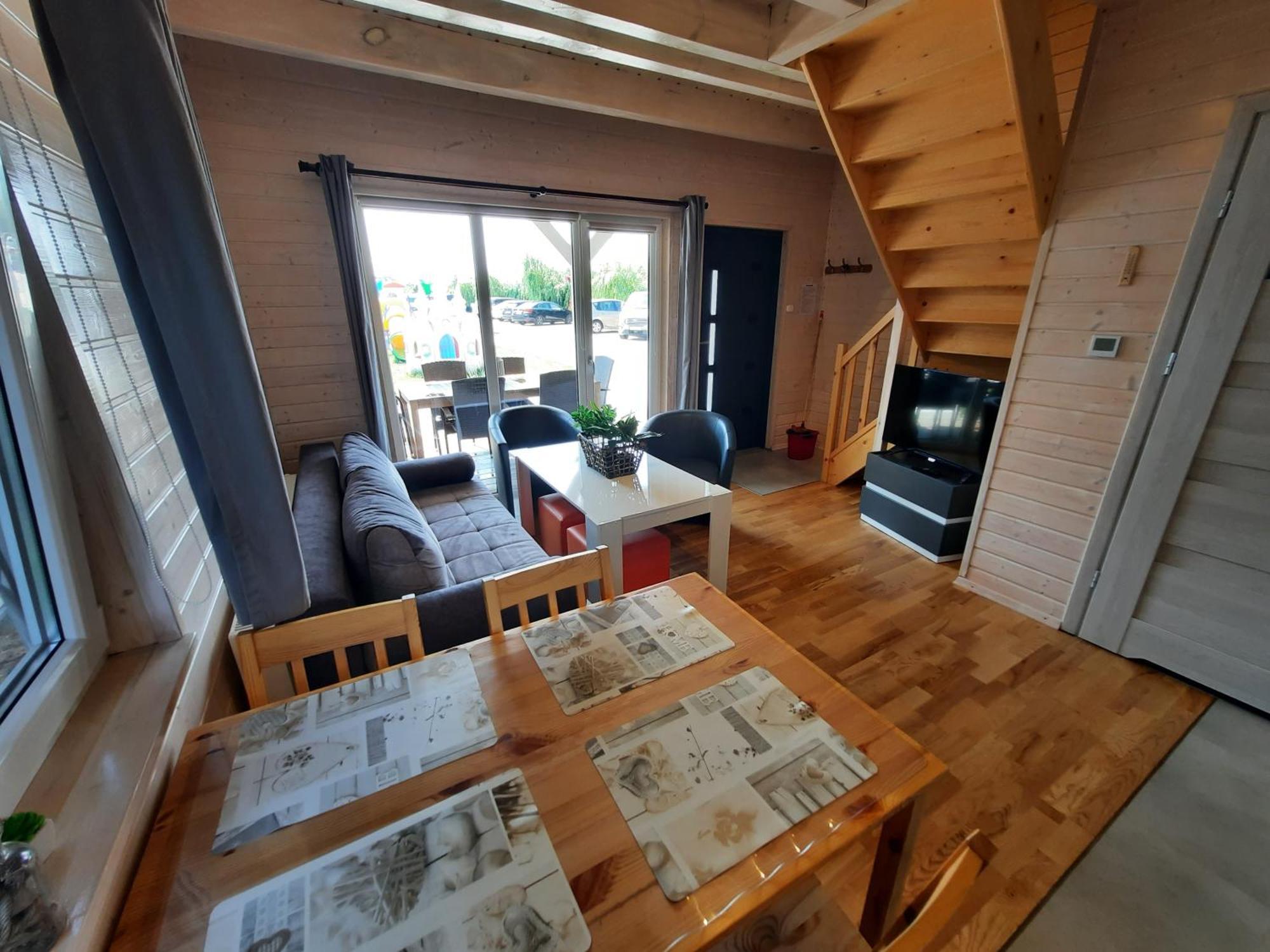 Lodge Homes 777 Karwia